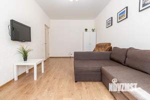 2-к квартира, посуточно, 75м2, 1/1 этаж